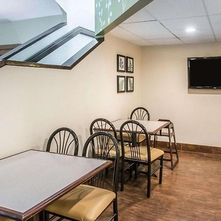 Rodeway Inn Powell Екстериор снимка